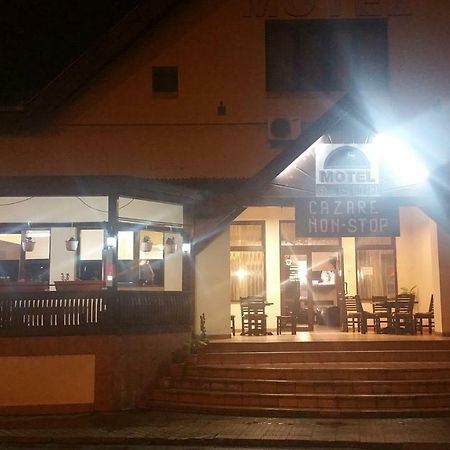 Motel Restaurant Lowe Ντέβα Εξωτερικό φωτογραφία