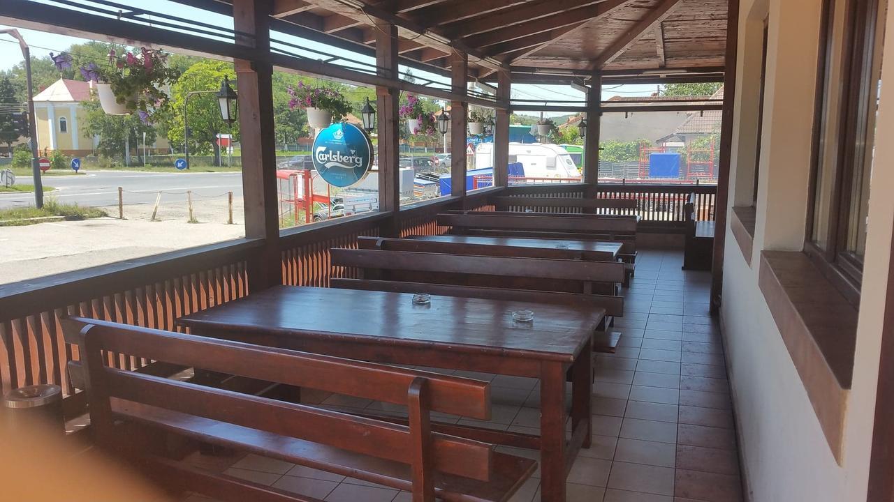 Motel Restaurant Lowe Ντέβα Εξωτερικό φωτογραφία