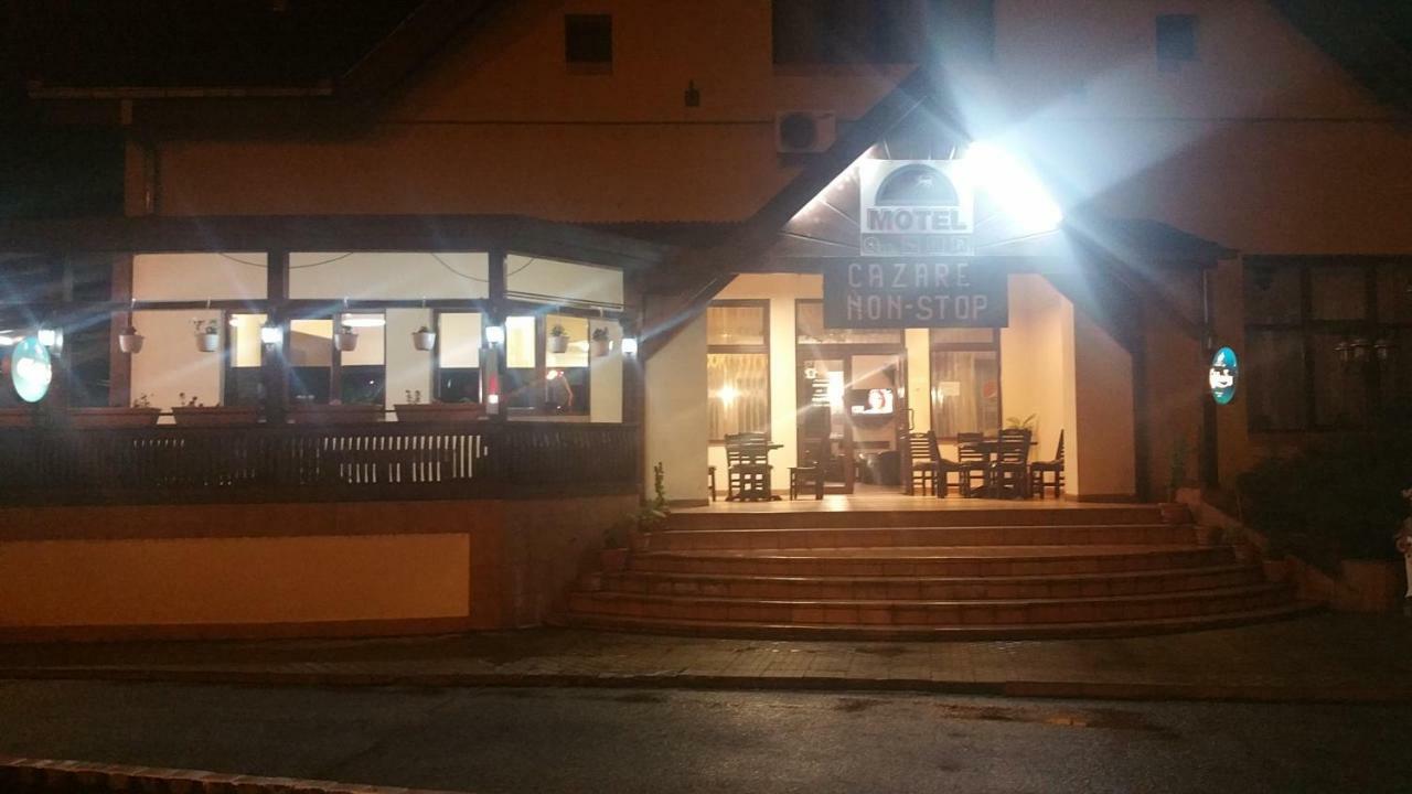 Motel Restaurant Lowe Ντέβα Εξωτερικό φωτογραφία