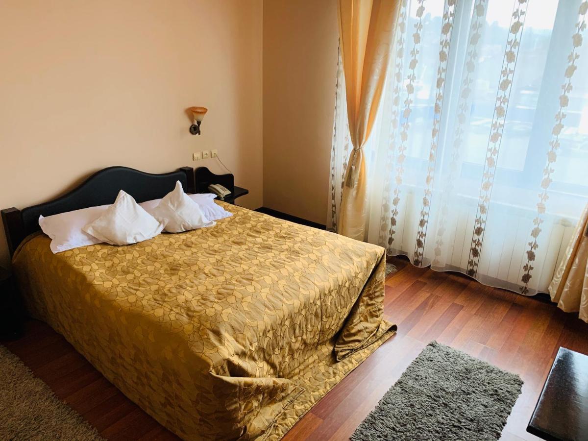 Motel Restaurant Lowe Ντέβα Εξωτερικό φωτογραφία